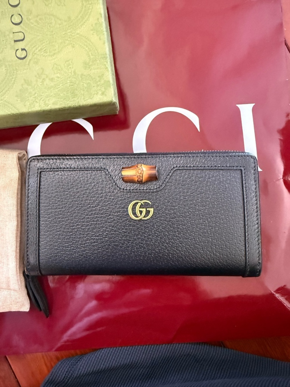 Gucci Black Pebbled Leather Zip Wallet with Gold GG and Bamboo Accent